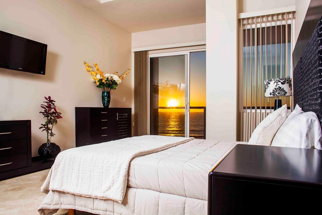 Playa Bonita Luxury Suites Rosarito Room photo